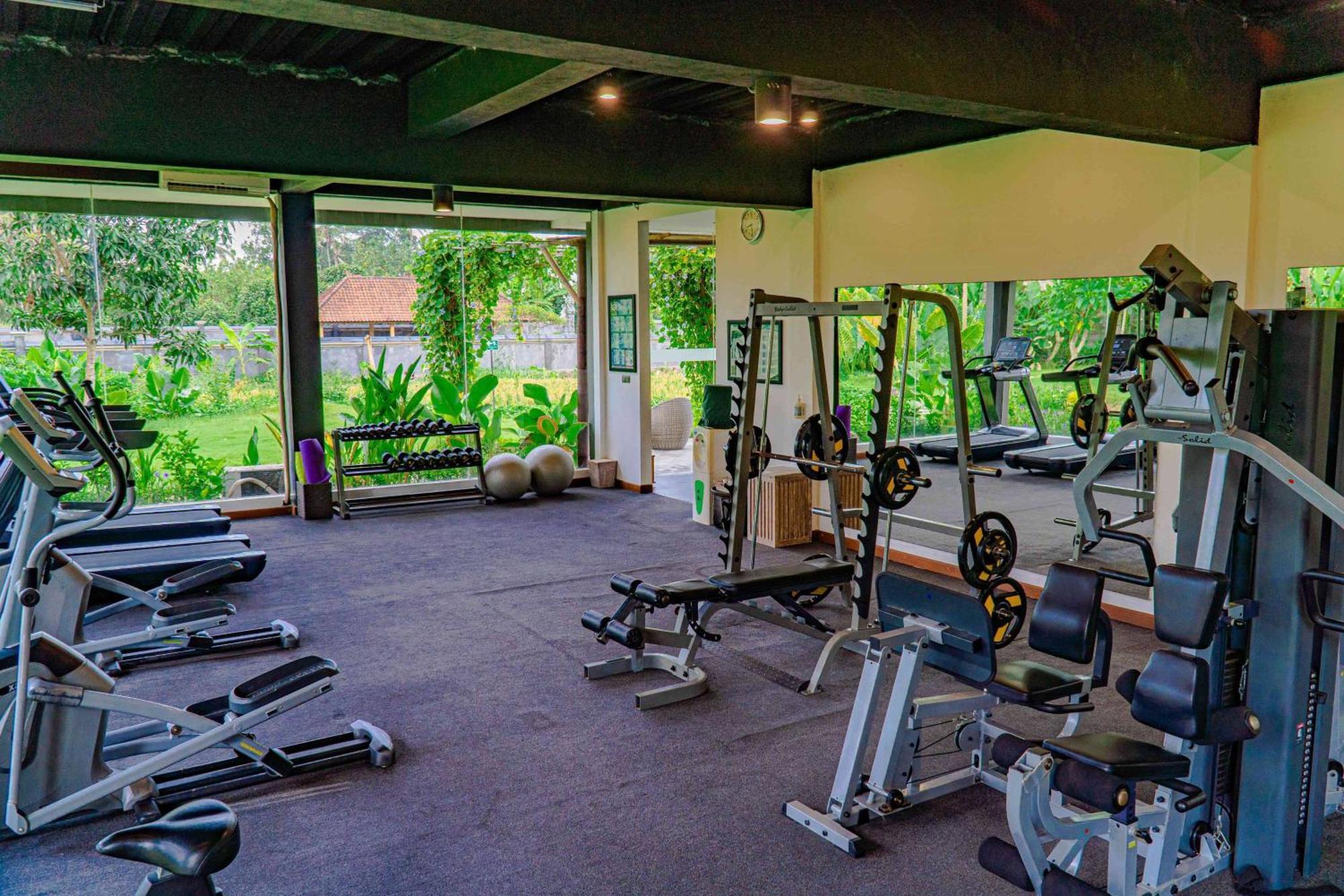 Wyndham Tamansari Jivva Resort Bali Siyut Экстерьер фото The gym at the resort