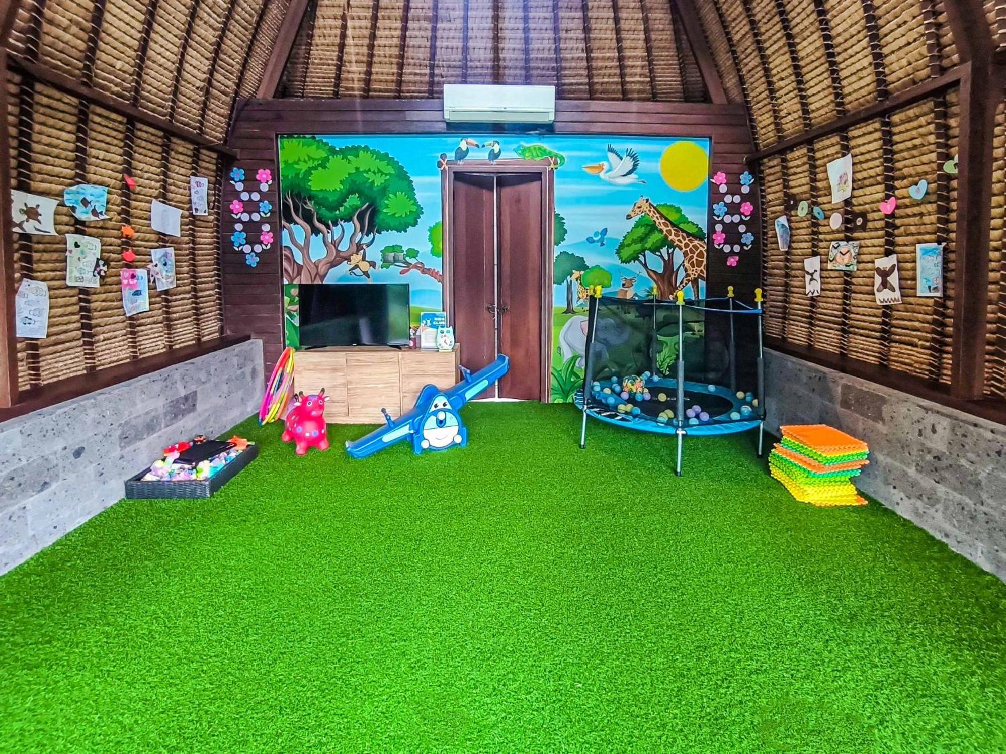Wyndham Tamansari Jivva Resort Bali Siyut Экстерьер фото The interior of the children's play area